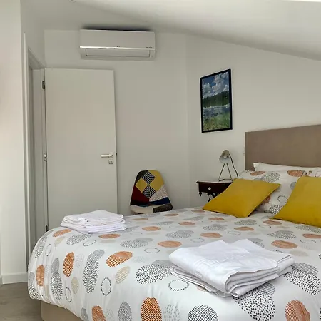 Apartment Hyper Centre, 80m, Parking Available, Air Conditioning Nazare